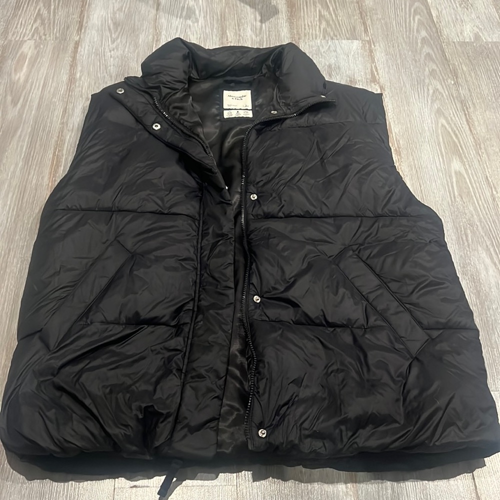 OVERSIZED VEST